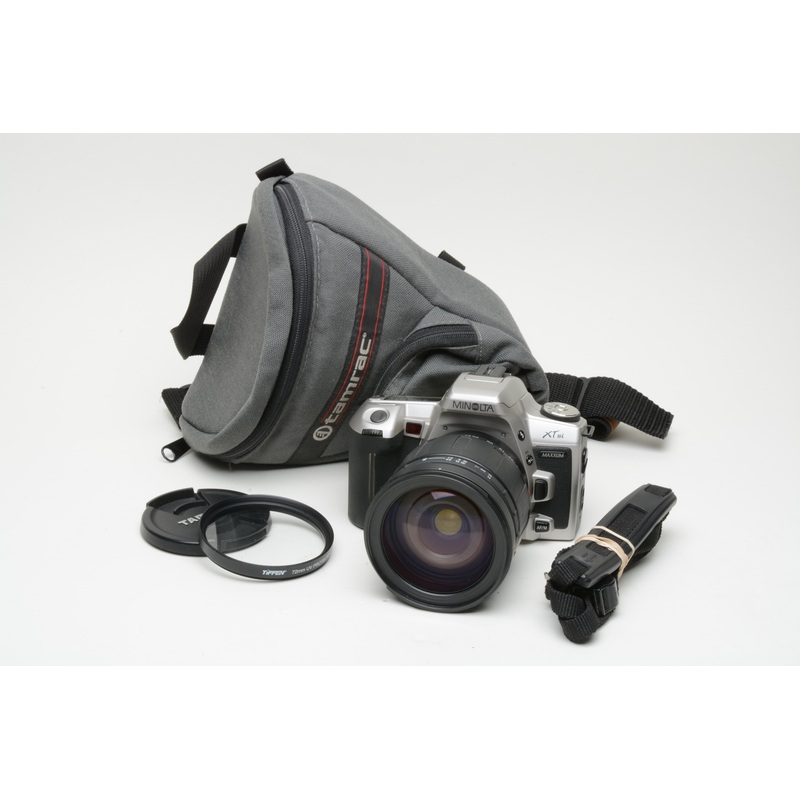 Minolta XTsi Date 35mm SLR w/Tamron 28-200mm f3.8-5.6 zoom, case, UV, Nice!!