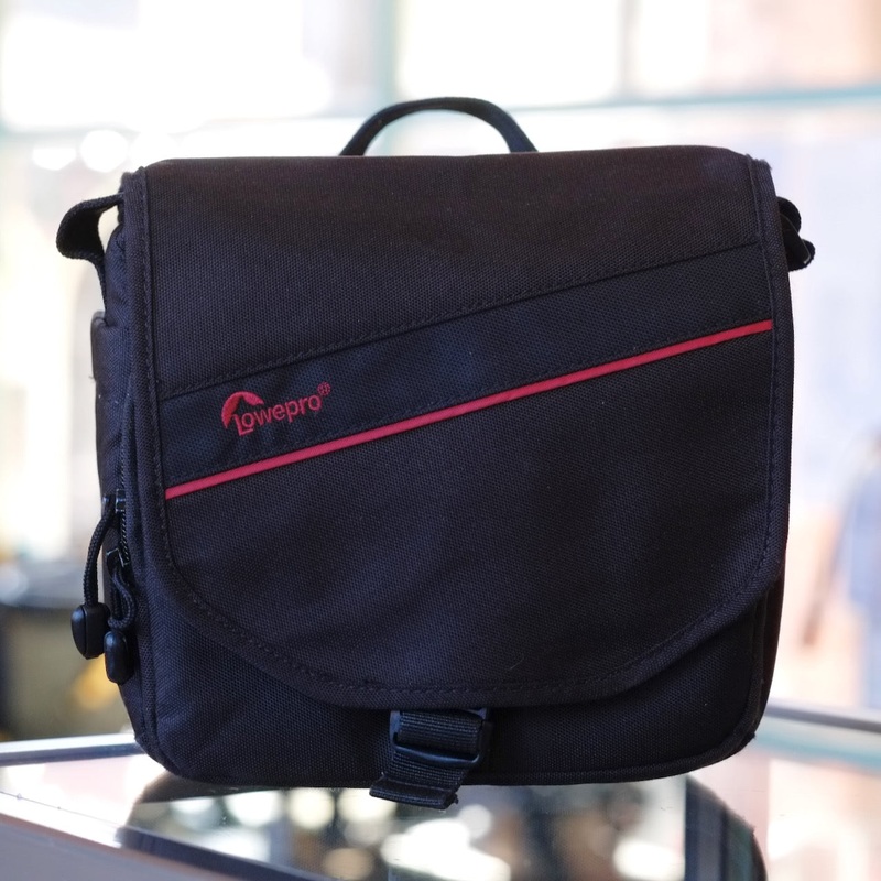 Lowepro Event Messenger 100