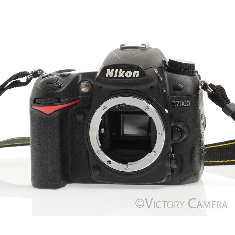 Nikon D7000 16.2MP Digital SLR Camera Body  [EXC+]