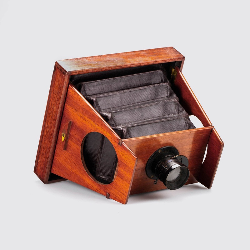 Folding Strut Camera 13x18cm