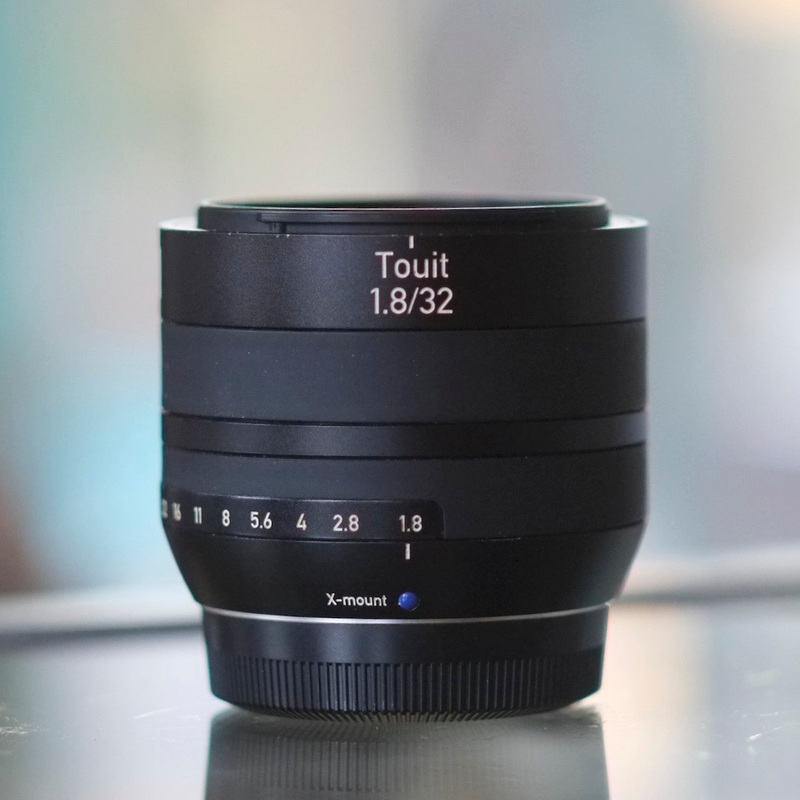 Zeiss Touit Planar 32mm f1.8 T* for Fuji X