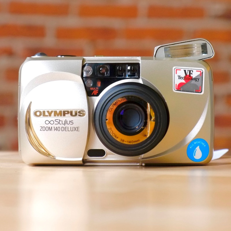 Olympus Stylus Zoom 140 Deluxe