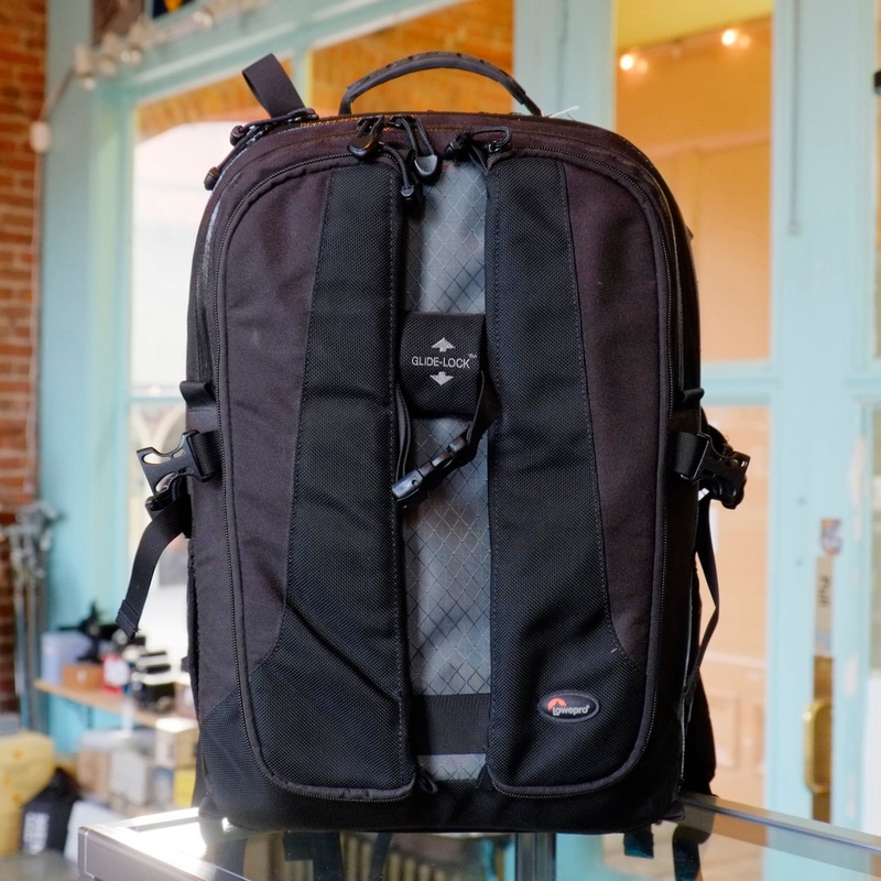 Lowepro Vertex 200AW Black & Grey