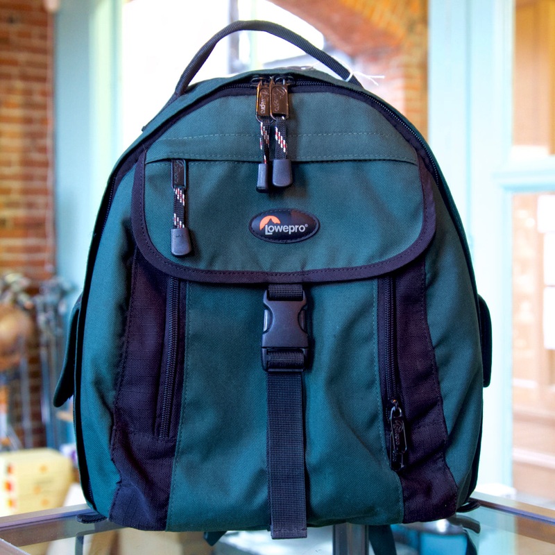 Lowepro Micro Trekker 200