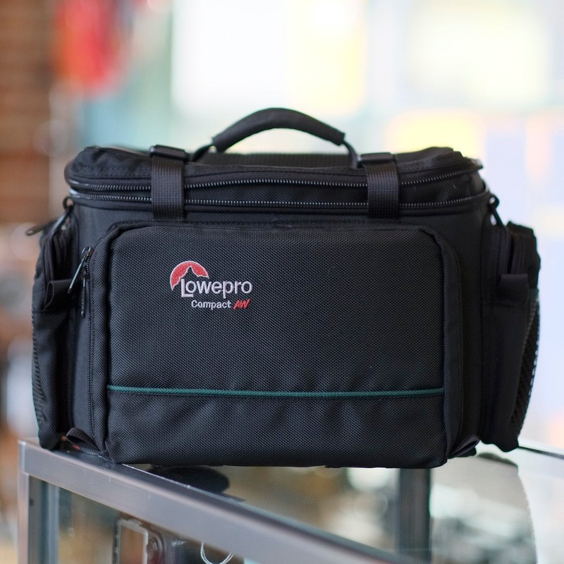 Lowepro Compact AW
