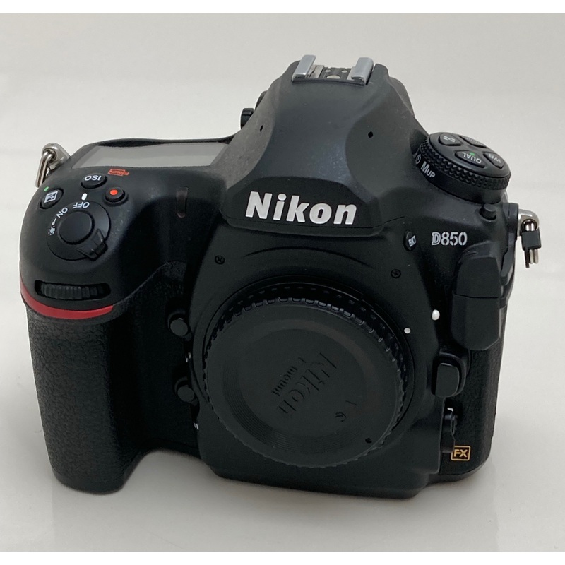 nikon D850