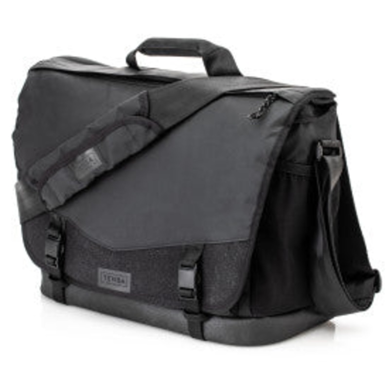 Tenba DNA 16 Pro Messenger Bag Black
