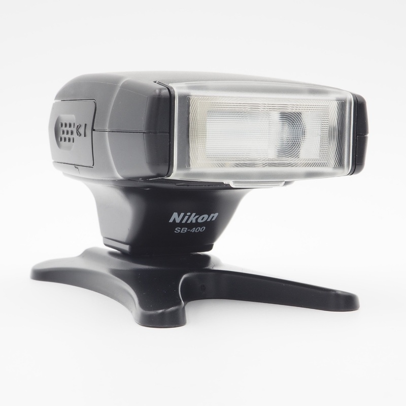 Nikon SB-400 Speedlight – USED