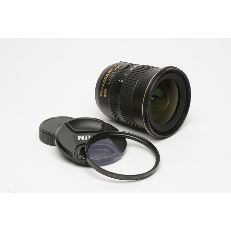 Nikon AF-S Nikkor 12-24mm f4G ED DX w/UV Caps, USA Version, Very clean!