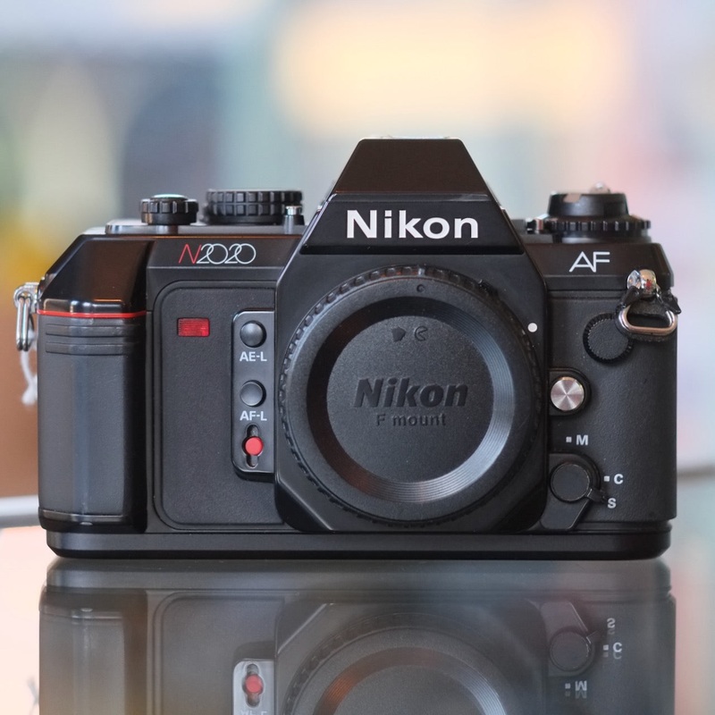 Nikon N2020