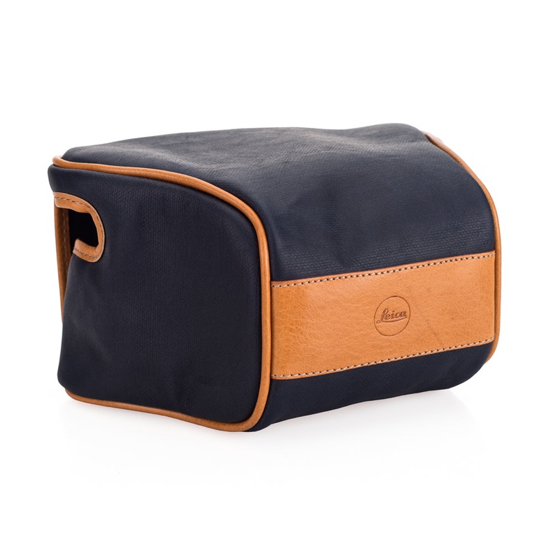 Leica Q2 “Ettas Pouch”, coated canvas, midnight blue