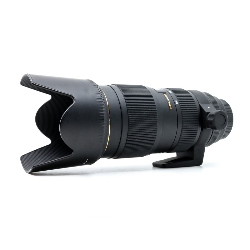 Sigma 70-200mm f/2.8 EX APO DG Macro HSM II – Nikon Fit